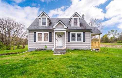 144 Cream Street, Poughkeepsie (Town), NY, 12601 | Card Image