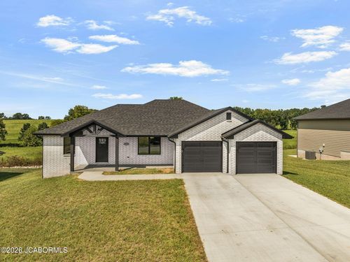 5717 Summerbrook Dr, Jefferson City, MO, 65109-5084 | Card Image