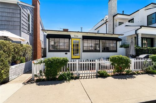 118 Emerald Ave, Newport Beach, CA, 92662-1005 | Card Image