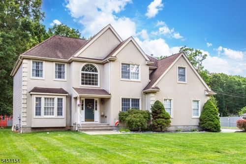 2 Kingston Ct, Oak Ridge, NJ, 07438-9114 | Card Image