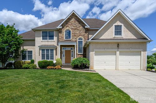 15 Heather Ct, COLUMBUS, NJ, 08022-1968 | Card Image
