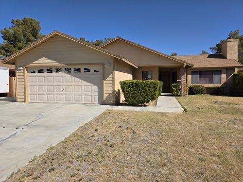 620 Ginger Ave, Ridgecrest, CA, 93555-4900 | Card Image
