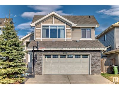 211 54 St Sw, House other with 4 bedrooms, 3 bathrooms and null parking in Edmonton AB | Image 2