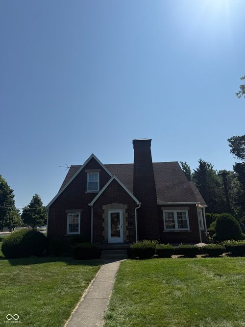 3055 Washington St, Columbus, IN, 47201-2943 | Card Image