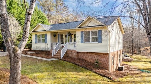 205 Marie Dr, King, NC, 27021-8730 | Card Image