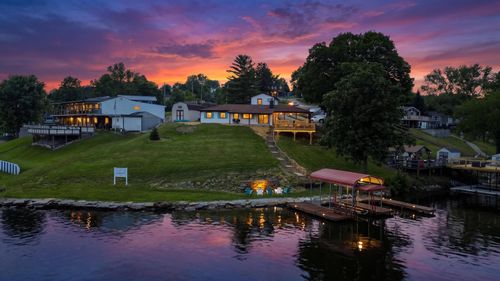 315 Dora Bill Ln, Dry Ridge, KY, 41035-6898 | Card Image