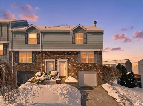 2518 Hawthorne Dr, Oakdale, PA, 15071-1417 | Card Image