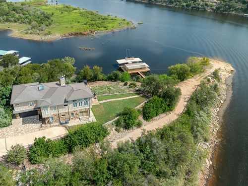 25300 Pedernales Point Dr, Spicewood, TX, 78669-6615 | Card Image