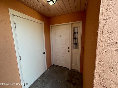 35a-2107 Hidden Grove Ln, Merritt Island, FL, 32953-5200 | Card Image