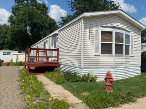 2067 Cornell Dr, Mounds View, MN, 55112-1204 | Card Image