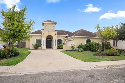 214 N 17th St, Hidalgo, TX, 78557-3903 | Card Image