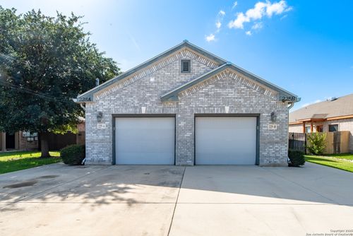 b-225 Anne Louise Dr, New Braunfels, TX, 78130-3493 | Card Image