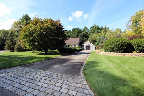 14 Jennifer Ln, Lakeville, MA, 02347-1728 | Card Image