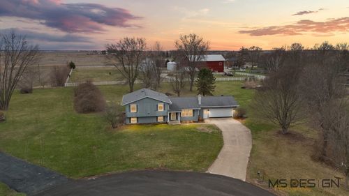 2S456 Cedar Ct, Elburn, IL, 60119-9713 | Card Image