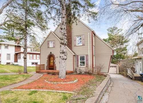 2312 E 8th St, Duluth, MN, 55812-1410 | Card Image