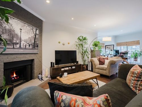 apt-101-9910 Royal Ln, Dallas, TX, 75231-1820 | Card Image