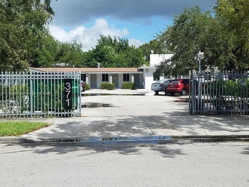 b-371 Ne 80th Ter, Miami, FL, 33138-4400 | Card Image