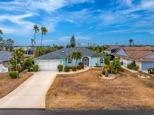 209 Mark Twain Ln, Rotonda West, FL, 33947-2146 | Card Image