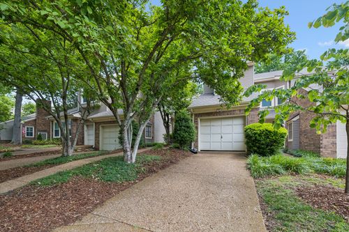 524 Belair Way, Nashville, TN, 37215-6107 | Card Image