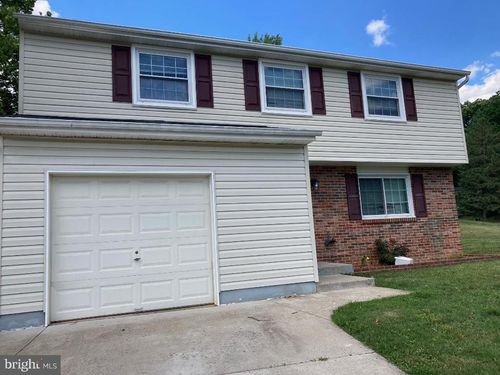 4326 Rolling Stone Way, ALEXANDRIA, VA, 22306-1231 | Card Image