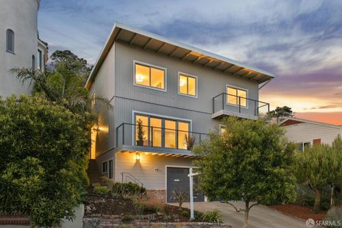 34 Dorantes Ave, San Francisco, CA, 94116-1429 | Card Image