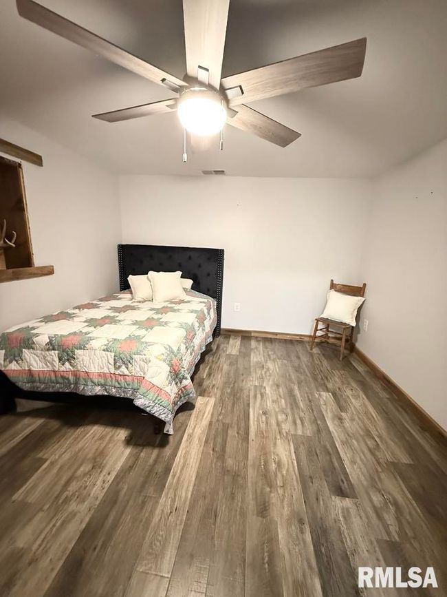 285 Twin Springs Loop, House other with 4 bedrooms, 3 bathrooms and null parking in Anna IL | Image 18