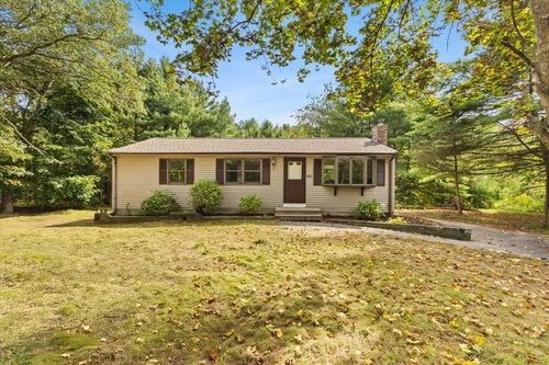 482 Staples St, East Taunton, MA, 02718-1449 | Card Image