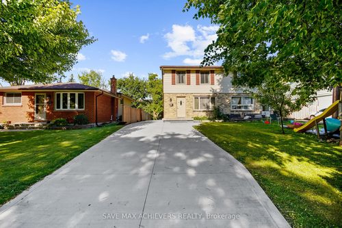 85 Kintail Cres, London, ON, N6E1J4 | Card Image