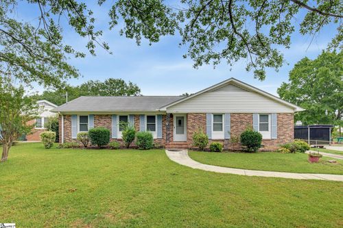 106 S Orchard Drive, Taylors, SC, 29687-2841 | Card Image