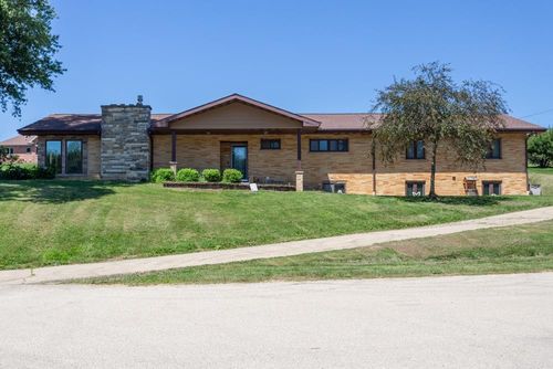2162 Valley Ln, Cuba City, WI, 53807-9795 | Card Image