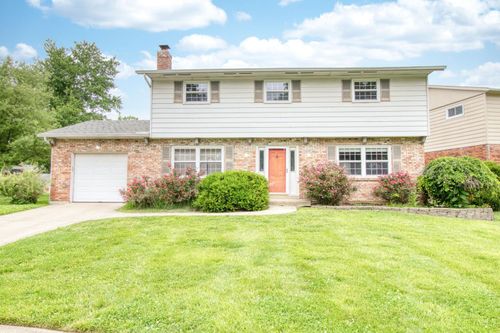 1667 Clemson Cir, Cincinnati, OH, 45255-3207 | Card Image