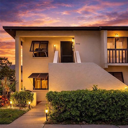 98-4646 Longwater Chase, SARASOTA, FL, 34235-7126 | Card Image