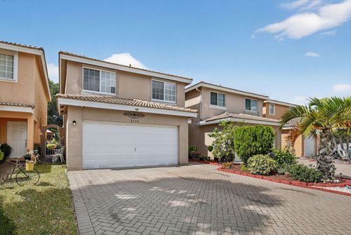 5449 Nw 95th Ave, Sunrise, FL, 33351-7711 | Card Image