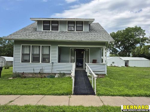 304 Eldon St, Talmage, NE, 68448-3214 | Card Image