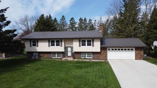 218 Fairland Street, Antigo, WI, 54409 | Card Image