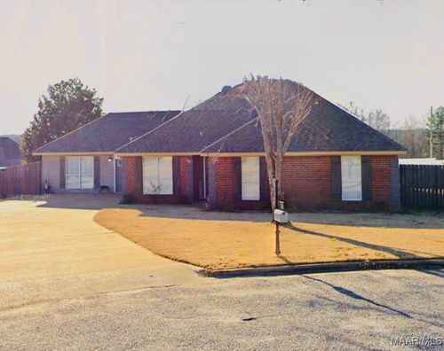 82 Plantation Way, Deatsville, AL, 36022-6079 | Card Image