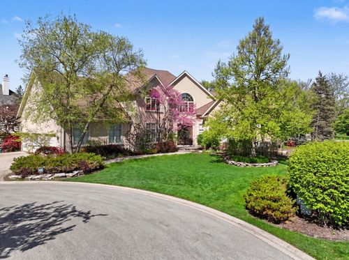 1745 Sundrop Cir, Highland Park, IL, 60035-5518 | Card Image