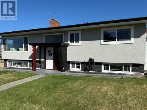 1515 Robinson Cres, Kamloops, BC, V2C3J2 | Card Image