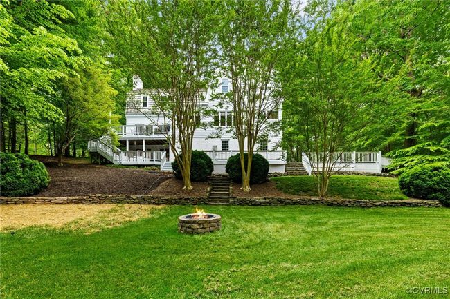 Spacious backyard | Image 45