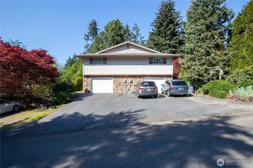 8013-8015 Sunset Ter W, University Place, WA, 98466-2058 | Card Image