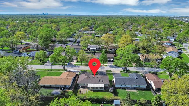 601 Sycamore Dr, House other with 3 bedrooms, 2 bathrooms and 2 parking in Elk Grove Village IL | Image 40