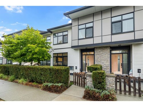 21-14057 60a Ave, Surrey, BC, V3X0J2 | Card Image