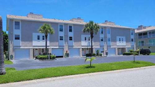 17-255 Capri Cir N, TREASURE ISLAND, FL, 33706-4467 | Card Image