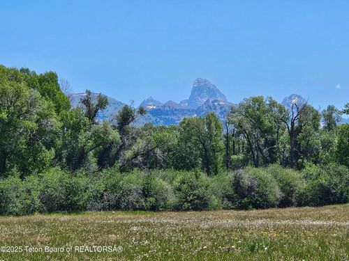 574 Peaked Ln, Tetonia, ID, 83452 | Card Image