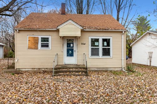 764 Bellevue Ave, Scottsburg, IN, 47170-6733 | Card Image