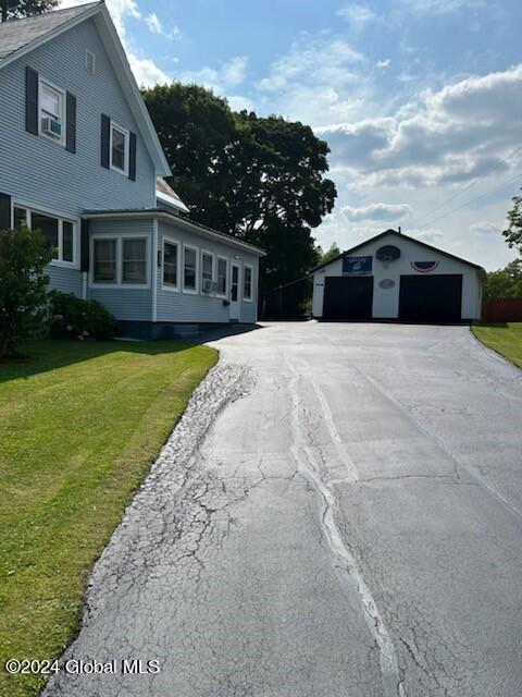 Wayne Ave, Ticonderoga, NY 12883