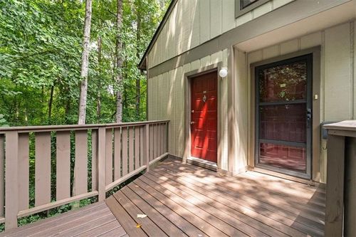 804 Woodcliff Dr, Sandy Springs, GA, 30350-3163 | Card Image