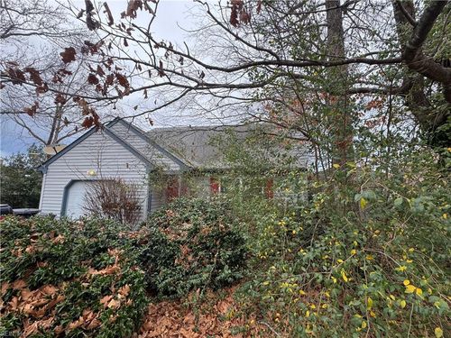 1824 Slalom Dr, Virginia Beach, VA, 23453-3653 | Card Image