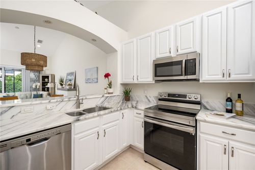 1639 Baseline Ln, Vero Beach, FL, 32967-2077 | Card Image