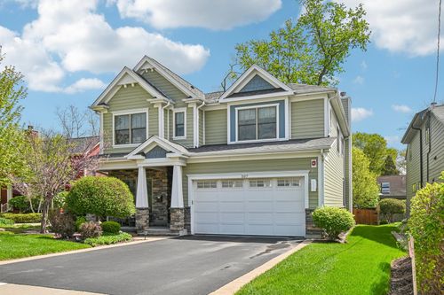 507 North Ave, Barrington, IL, 60010-3334 | Card Image
